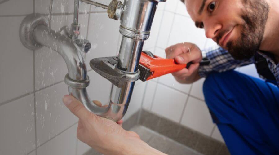 Professional same day plumber services in Wyandotte, MI